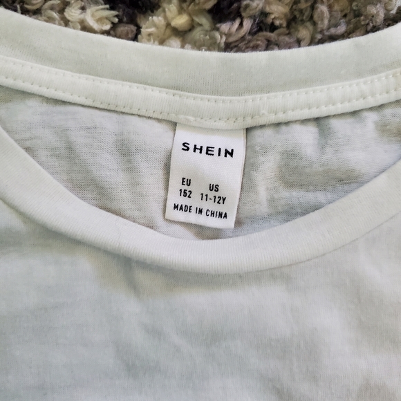 Girls's Graphic Tee Size 11/12 (large) - Picture 3 of 3